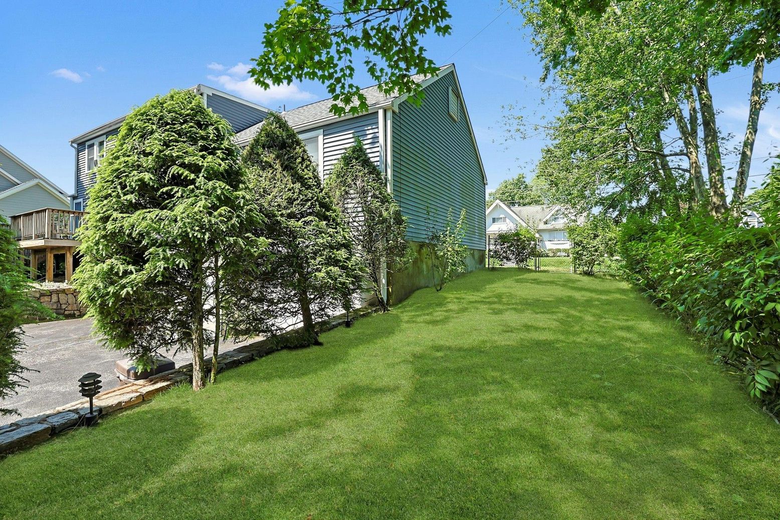 Backyard, Exterior