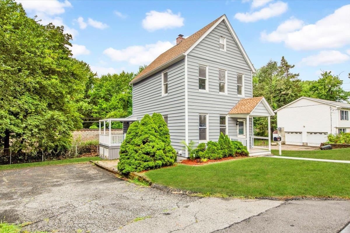 Backyard, Detached Garage, Exterior