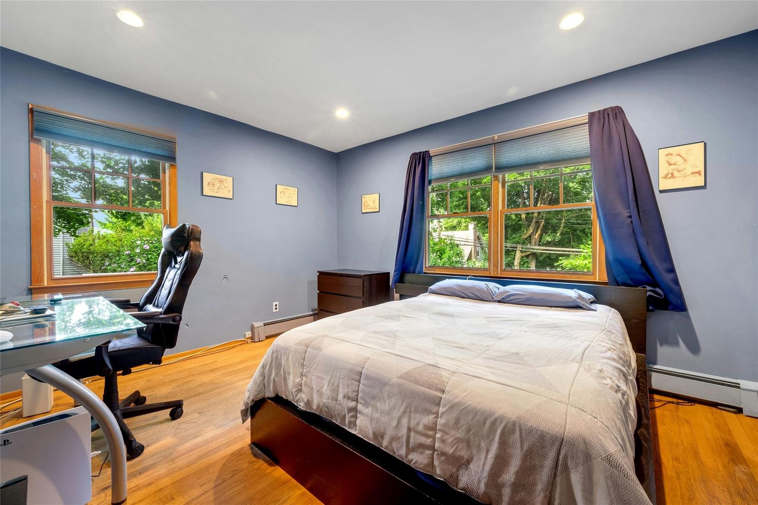 Bedroom, Home Office, Interior, Recessed Lighting, Wood Texture Flooring