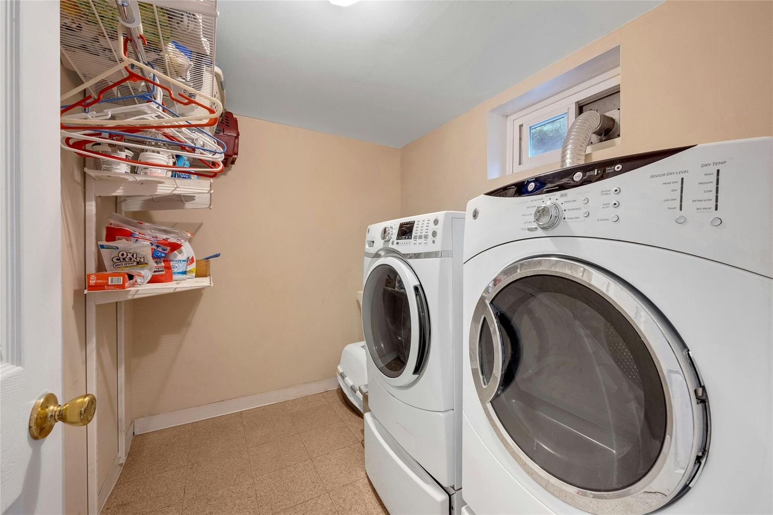 Interior, Washer
