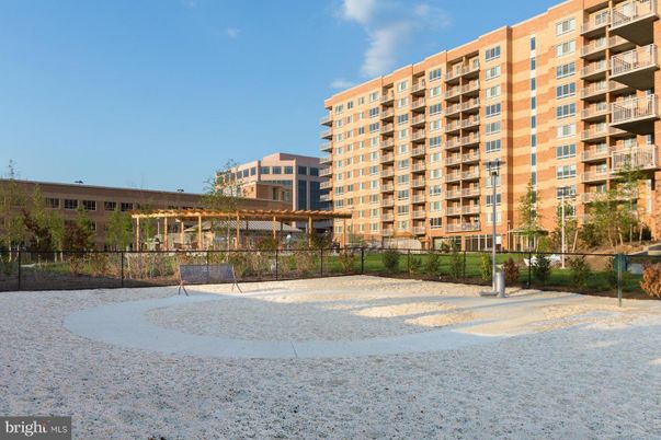 Exterior, Facade, Condo Building