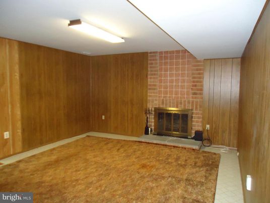 Empty room, Fireplace, Interior, Wooden Walls