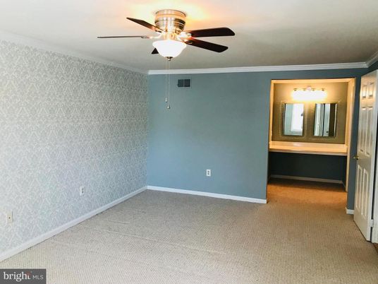 Bathroom, Empty room, Interior