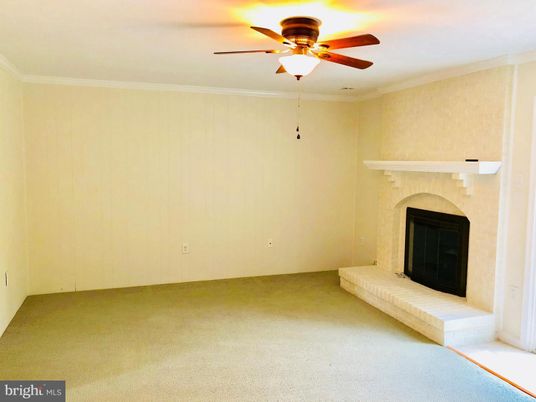 Empty room, Fireplace, Interior