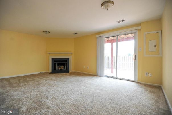 Empty room, Fireplace, Interior