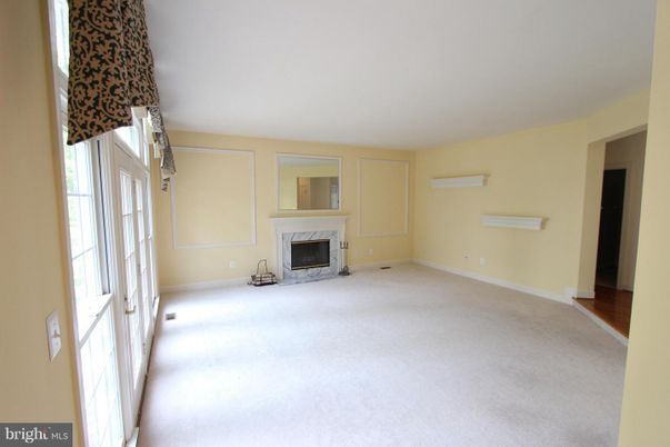 Empty room, Fireplace, Interior