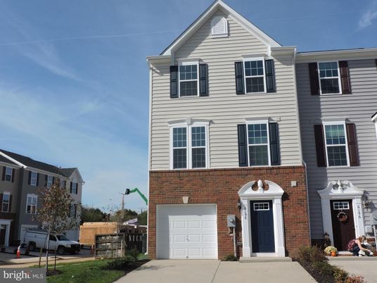 Attached, Exterior, Facade, Brick Facade, Rowhouse
