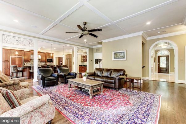 Interior, Kitchen, Living room, Pendant Lights, Recessed Lighting, Wood Texture Flooring