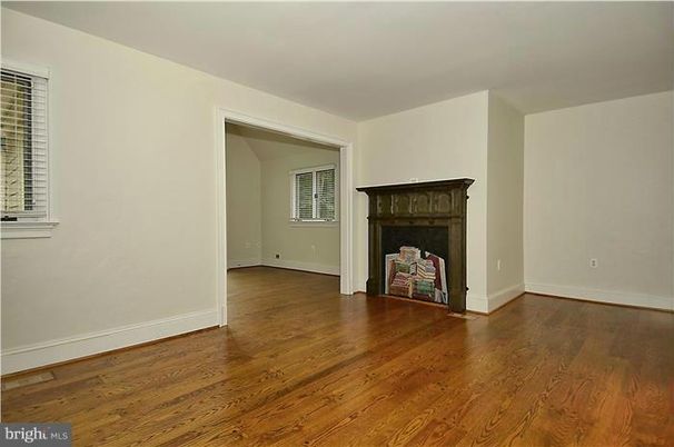 Empty room, Fireplace, Interior, Wood Texture Flooring