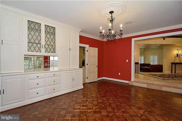 Chandelier, Interior, Wood Texture Flooring