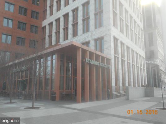 Exterior, Facade, Chicago School