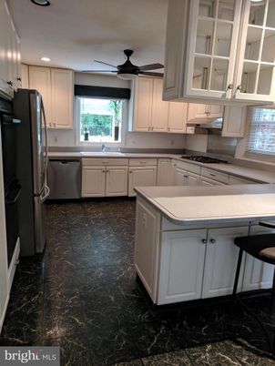 Interior, Kitchen, Marble, Recessed Lighting