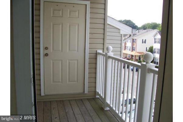 Exterior, Wood Texture Flooring