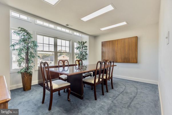 Dining room, Interior, Recessed Lighting