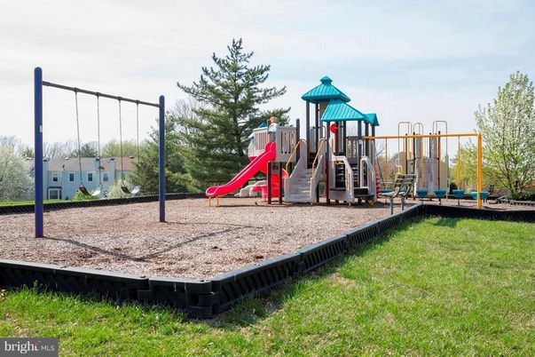 Backyard, Exterior, Playground