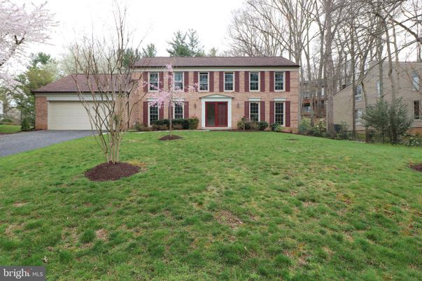 Attached, Backyard, Exterior, Facade, Georgian
