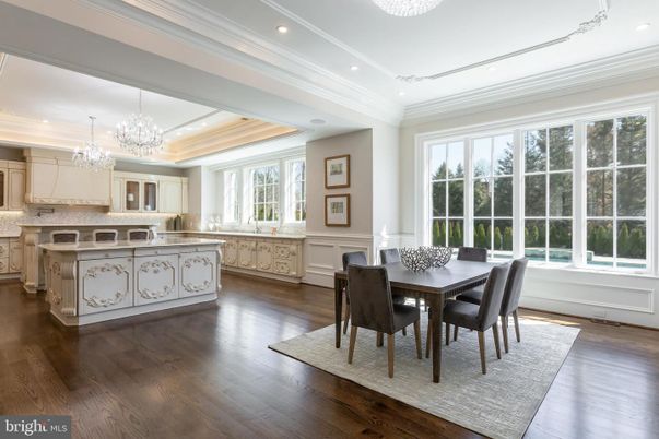Chandelier, Dining room, Interior, Kitchen, Recessed Lighting, Wood Texture Flooring