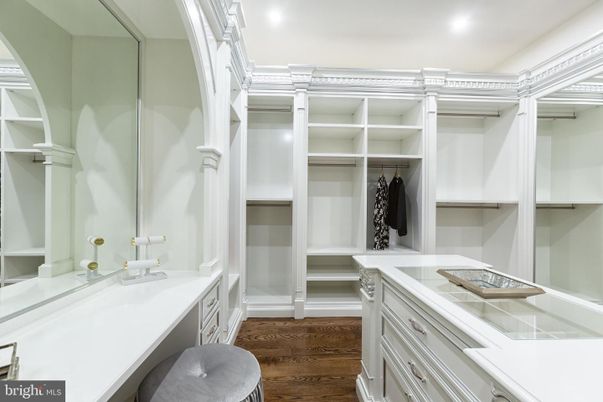 Interior, Recessed Lighting, Walk-in Closets, Wood Texture Flooring