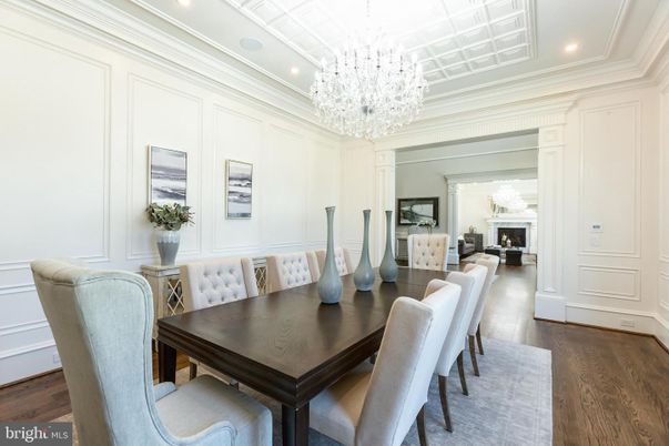 Chandelier, Dining room, Fireplace, Interior, Recessed Lighting, Wood Texture Flooring