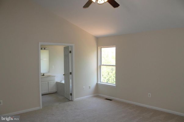Bathroom, Empty room, Interior