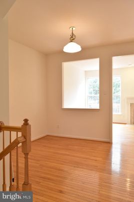 Empty room, Interior, Pendant Lights, Wood Texture Flooring