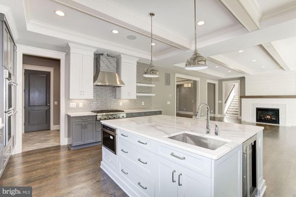 Fireplace, Interior, Kitchen, Pendant Lights, Recessed Lighting, Stainless Steel Appliances, Wood Texture Flooring