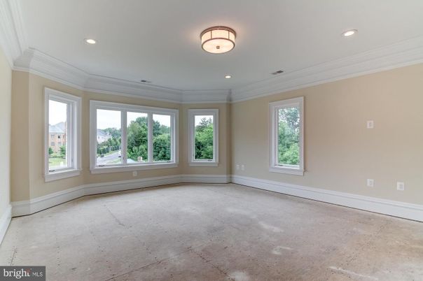 Empty room, Interior, Recessed Lighting