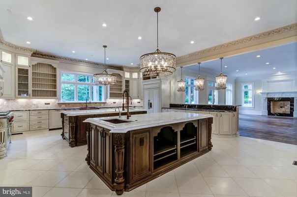 Chandelier, Interior, Kitchen, Pendant Lights, Recessed Lighting, Stainless Steel Appliances