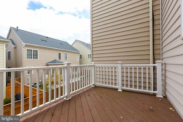 Exterior, Wood Texture Flooring