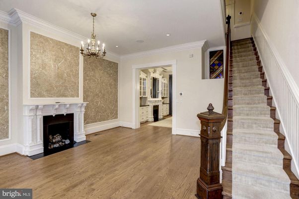Chandelier, Fireplace, Interior, Recessed Lighting, Wood Texture Flooring