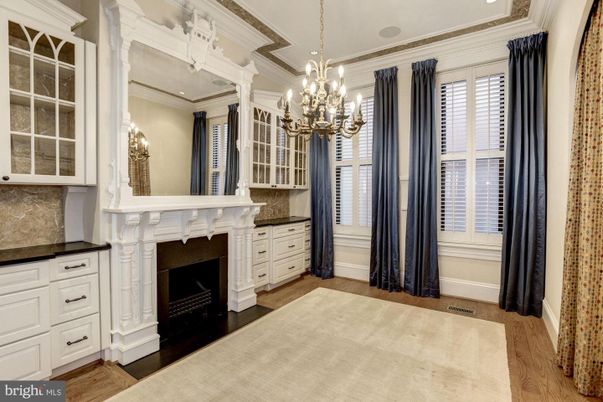 Chandelier, Fireplace, Interior, Recessed Lighting, Wood Texture Flooring