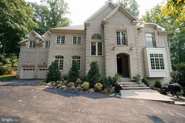 Attached, Exterior, Facade, Brick Facade, Brick Traditional