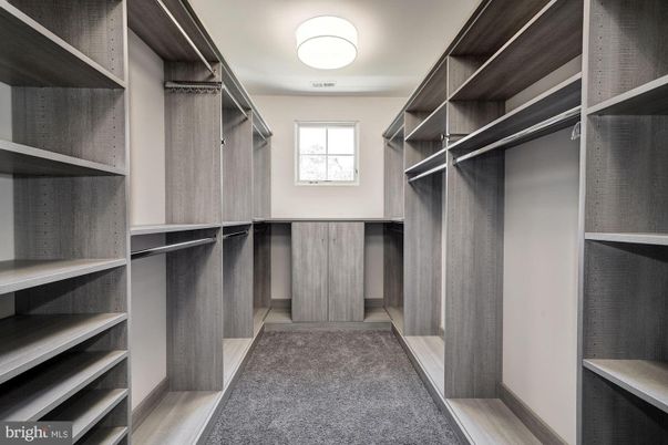 Interior, Walk-in Closets