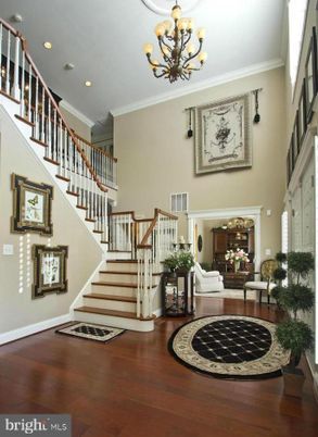 Chandelier, Interior, Living room, Recessed Lighting, Wood Texture Flooring