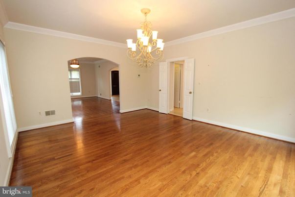 Chandelier, Empty room, Interior, Wood Texture Flooring