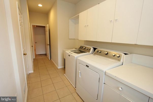 Interior, Recessed Lighting, Washer