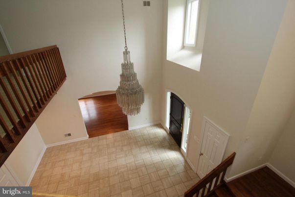 Chandelier, Fireplace, Interior, Wood Texture Flooring