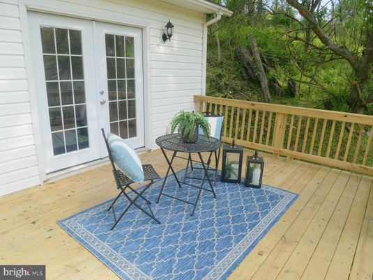 Exterior, Wood Texture Flooring