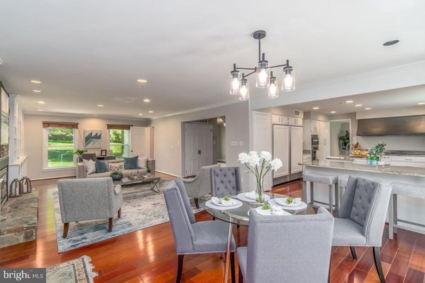 Dining room, Interior, Kitchen, Living room, Pendant Lights, Recessed Lighting, Stainless Steel Appliances, Wood Texture Flooring