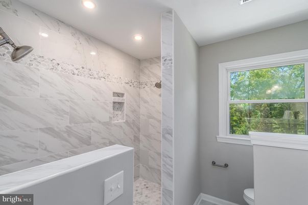 Bathroom, Interior, Marble Walls, Recessed Lighting