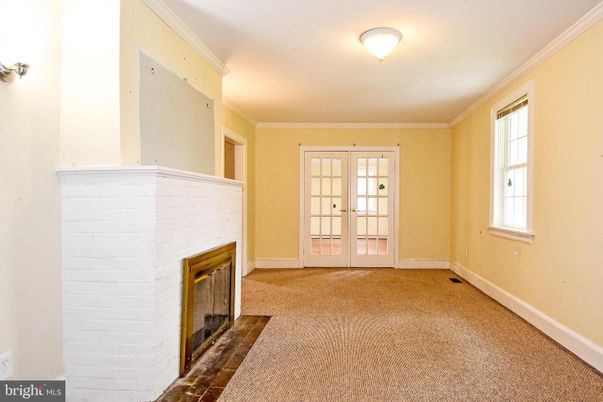 Empty room, Fireplace, Interior