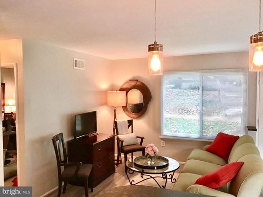 Interior, Living room, Pendant Lights