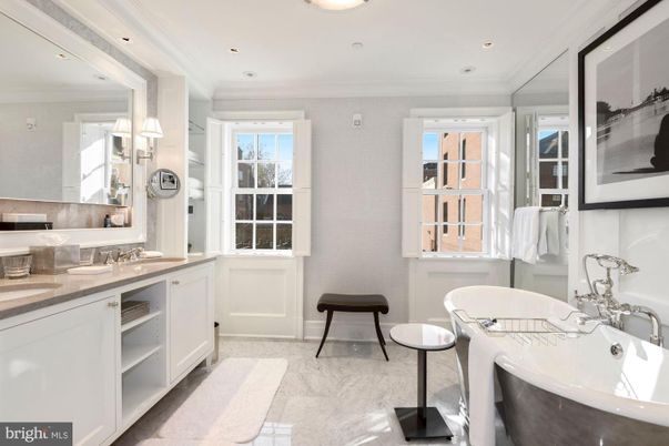 Bathroom, Dual Sink Vanities, Free Standing Baths, Interior, Marble, Recessed Lighting