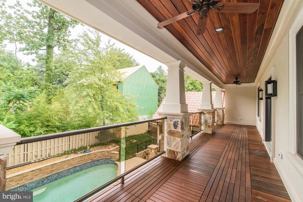 Exterior, Wood Texture Flooring