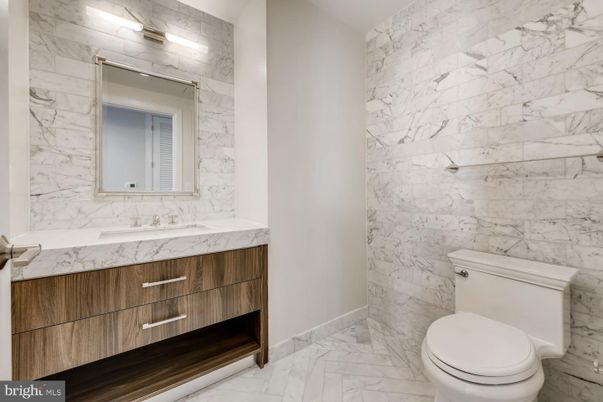 Bathroom, Interior, Marble, Marble Walls