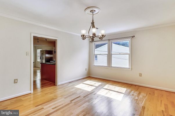 Chandelier, Empty room, Interior, Wood Texture Flooring