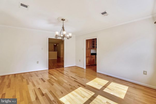 Chandelier, Empty room, Interior, Wood Texture Flooring