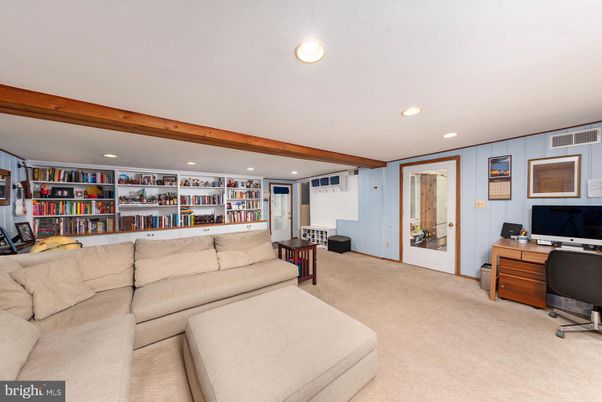 Home Office, Interior, Living room, Recessed Lighting, Wooden Beams