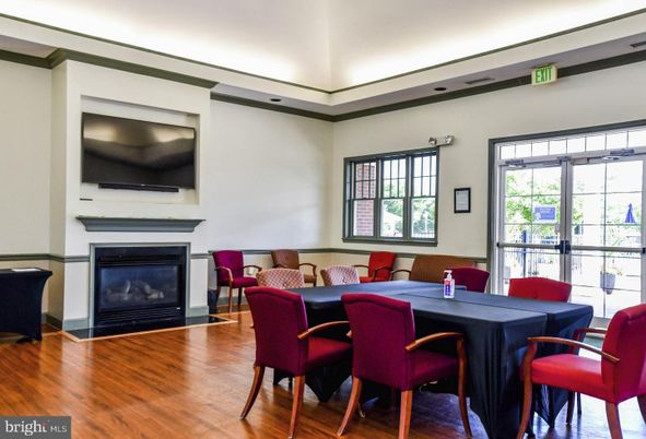 Dining room, Fireplace, Interior, Recessed Lighting, Wood Texture Flooring