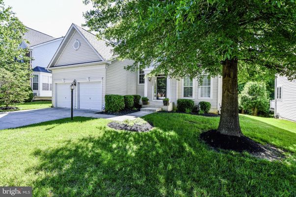 Attached, Exterior, Facade, Farmhouse